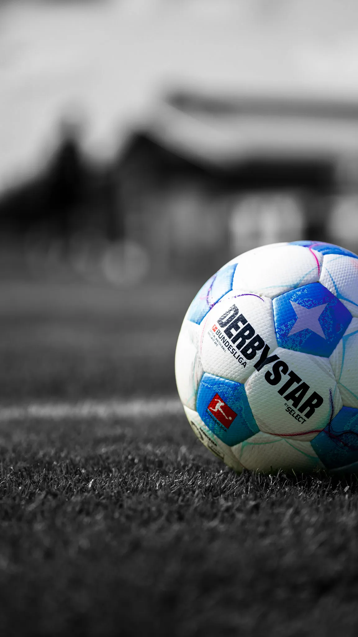 Fußball auf dem Rasen